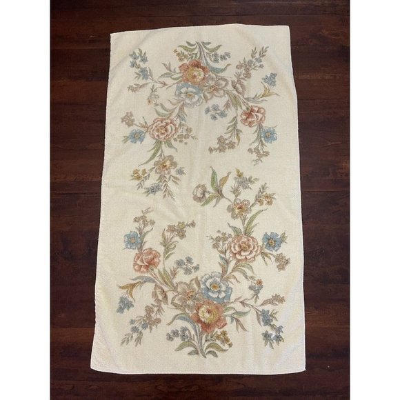 Vintage‎ MH JC Penney Cottage Bohemian Floral Bath Towel Made In USA Ivory 24x42 - Picture 1 of 8
